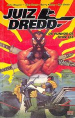 -herois_abril_etc-juiz-dredd-punhos-stan-lee