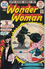 https---www.artesequencial.com.br-imagens-2023-05-Wonder-Woman-Volume1-218