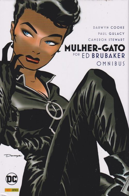 Mulher-Gato por Ed Brubaker (Omnibus)