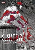 https---www.artesequencial.com.br-imagens-herois_panini-elektra-preto-branco-e-sangue