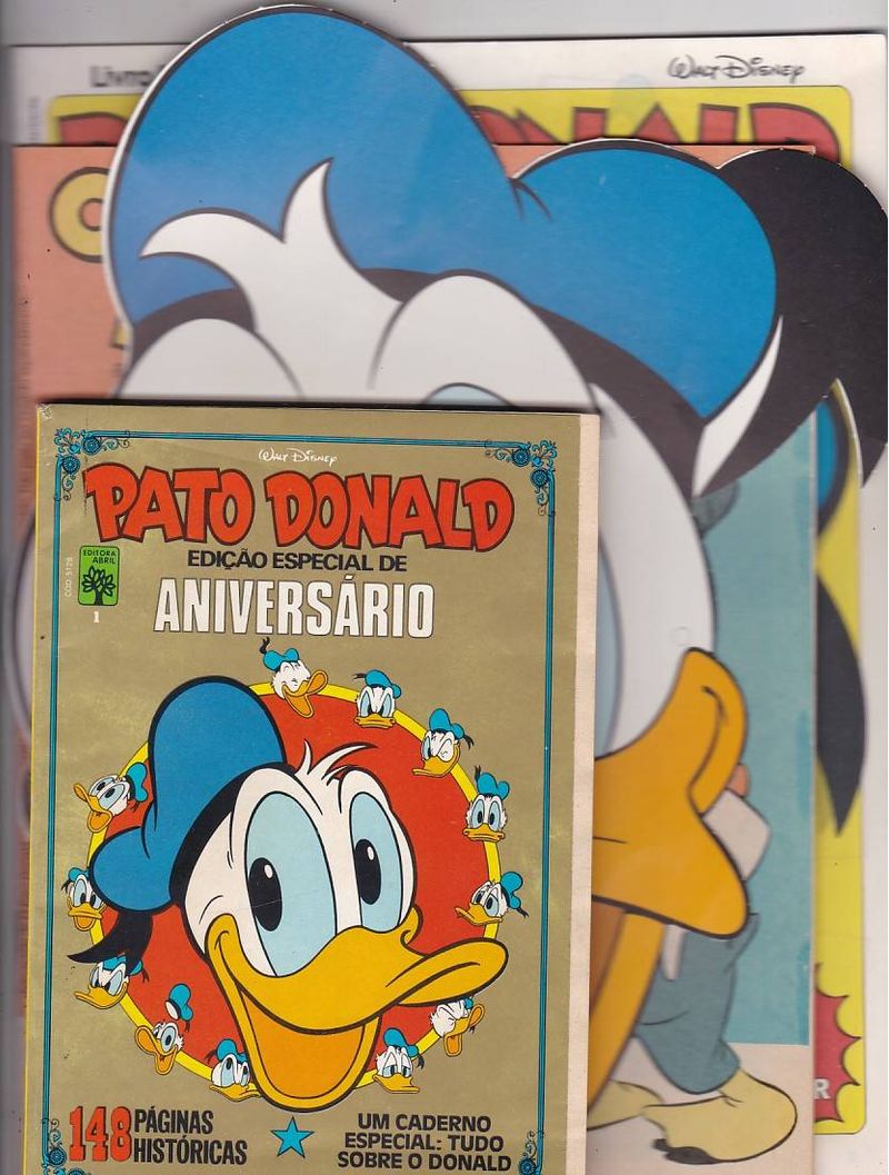 https---www.artesequencial.com.br-imagens-2024-05-Pato-Donald-Especial-Aniversario-Brinde-1